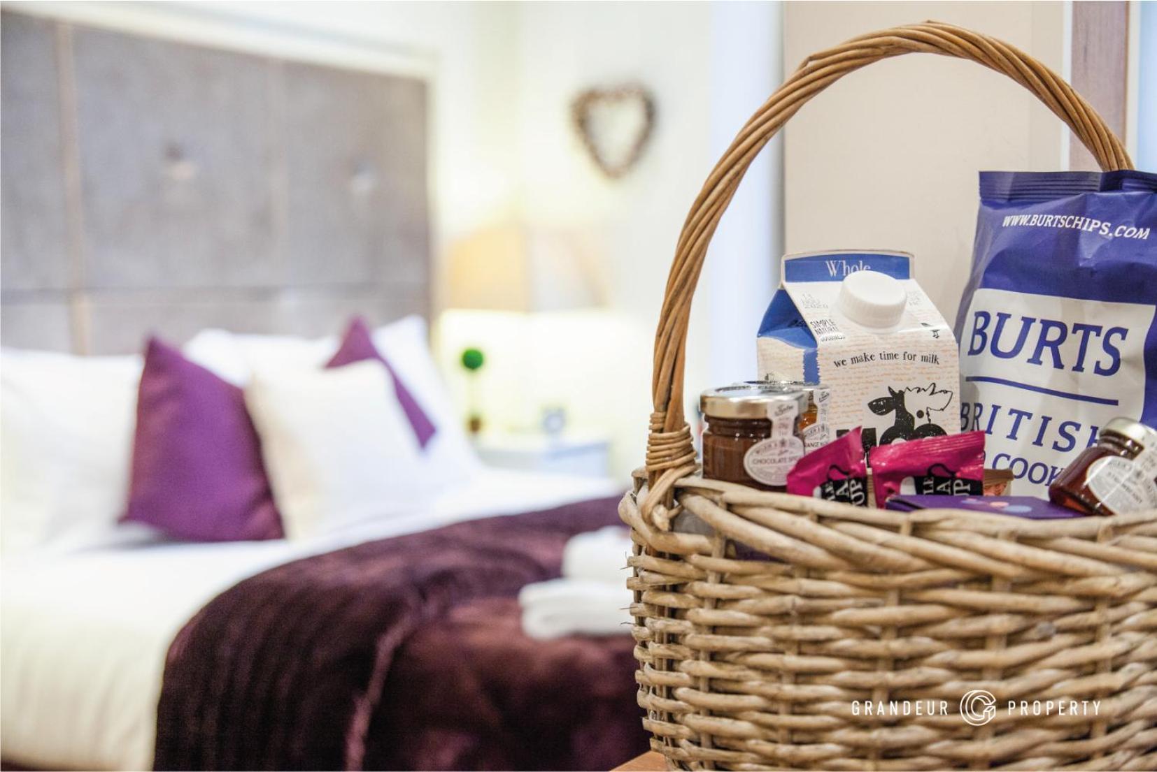 Treetop Suite By Grandeur Property ボーンマス エクステリア 写真